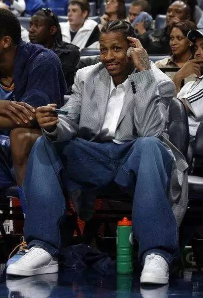 小幅溢价 小幅溢价